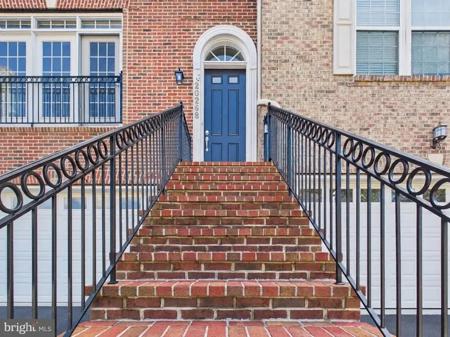 20268 Center Brook Sq, Sterling, VA 20165 - #3