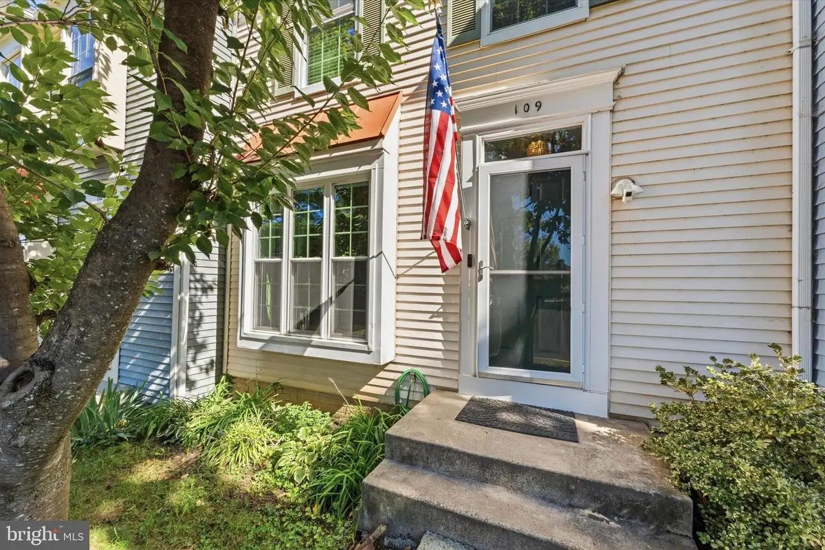 109 Chelsea Ct Ne, Leesburg, VA 20176 - #1