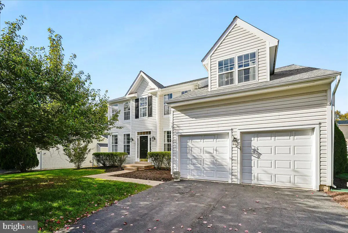 35812 Park Heights Cir, Round Hill, VA 20141 - #1