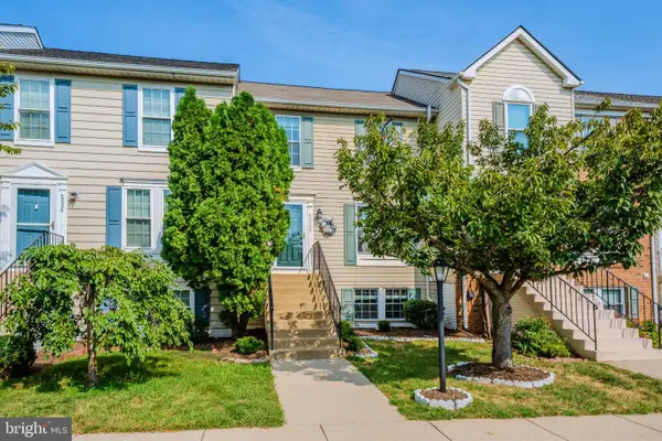 45328 Gable Sq, STERLING, VA 20164