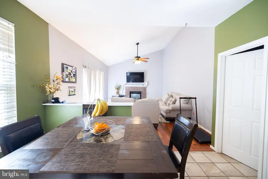 308 Whitehorse Ct Sw, Leesburg, VA 20175 - #3
