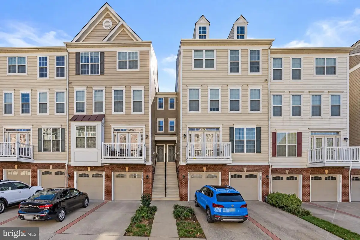 21721 Indian Summer Ter, Sterling, VA 20166 - #1