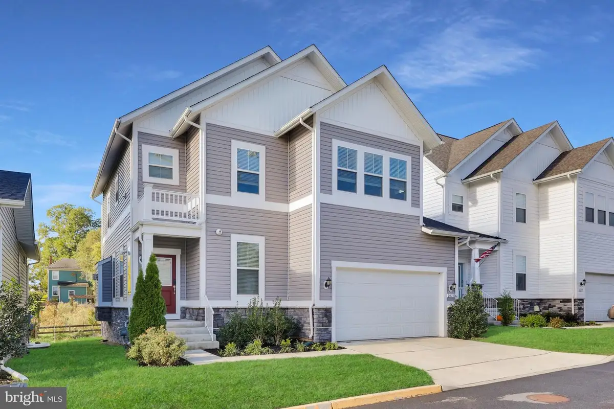 20755 Jenkins Corner Ter, Ashburn, VA 20147 - #1