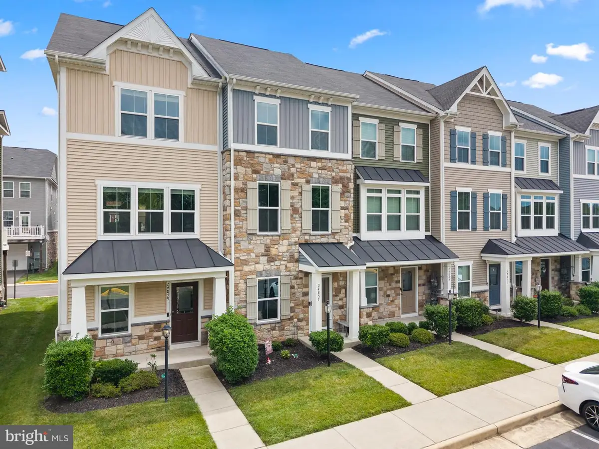 24857 Coats Sq, Aldie, VA 20105 - #1