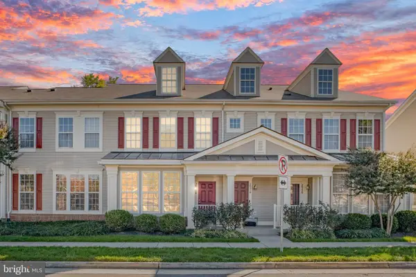 20216 Nightwatch St, ASHBURN, VA 20147