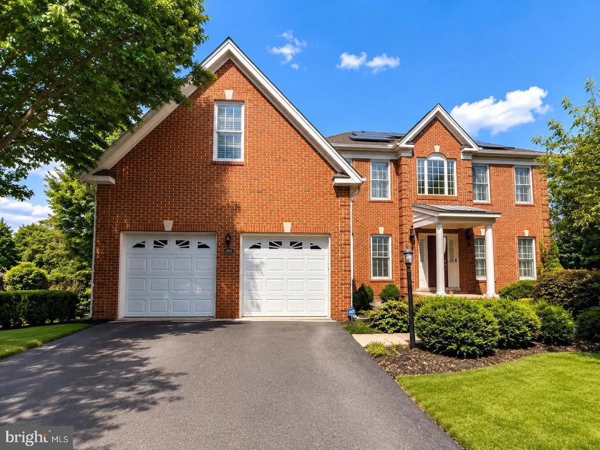 43100 Addlestone Pl, Ashburn, VA 20148 - #1