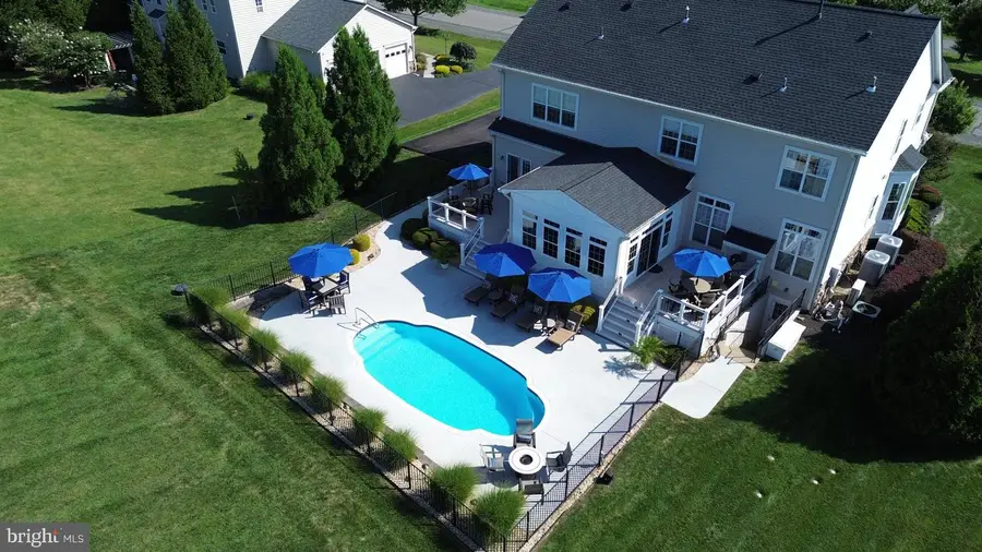 16553 Levade Dr, Leesburg, VA 20176 - #2