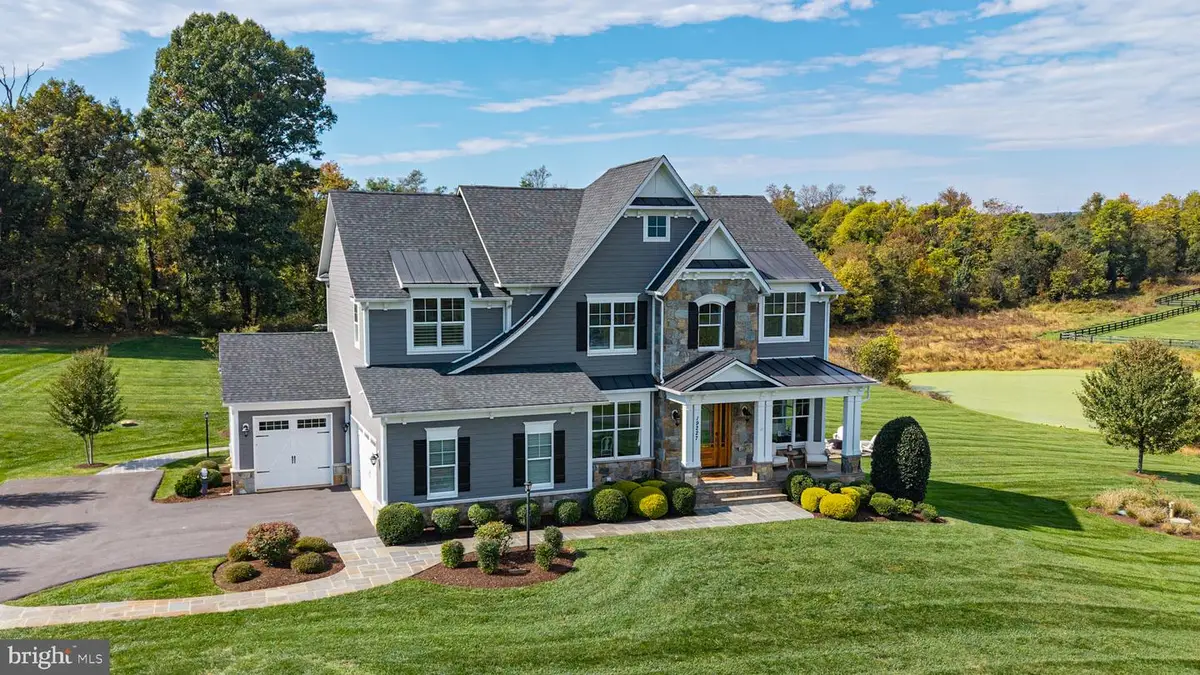 19227 Skyfield Ridge Pl, Purcellville, VA 20132 - #1