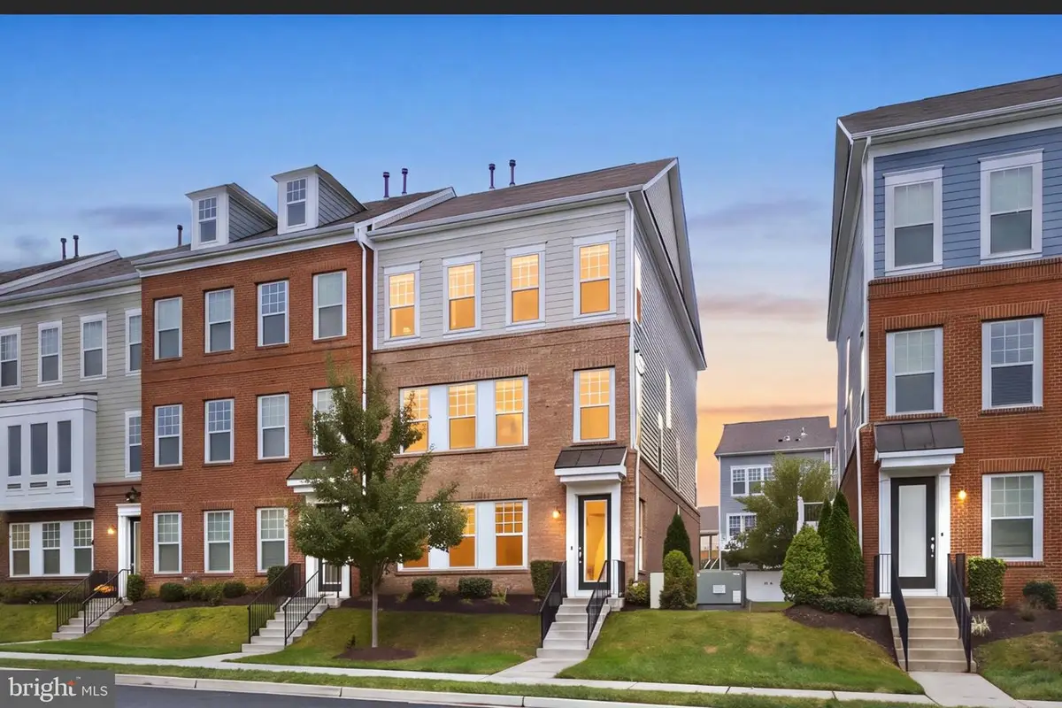 42997 Cattail Marsh Pl, Leesburg, VA 20175 - #1