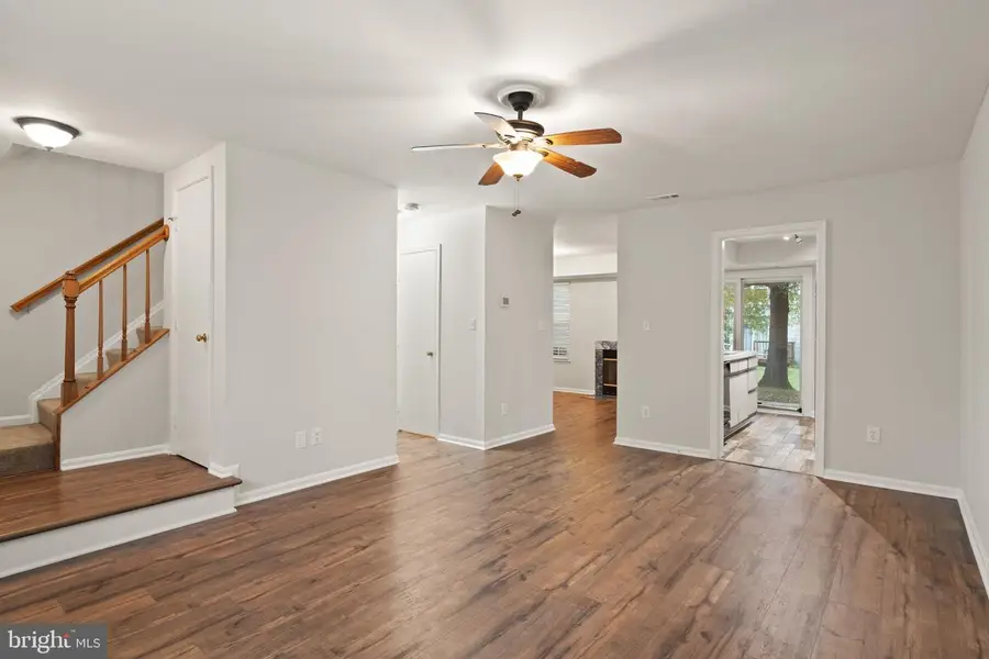 46706 Atwood Sq #115, Sterling, VA 20164 - #3