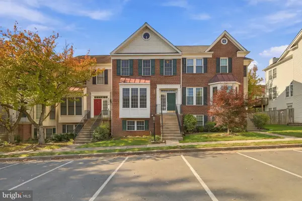 20591 Banbury Sq, STERLING, VA 20165