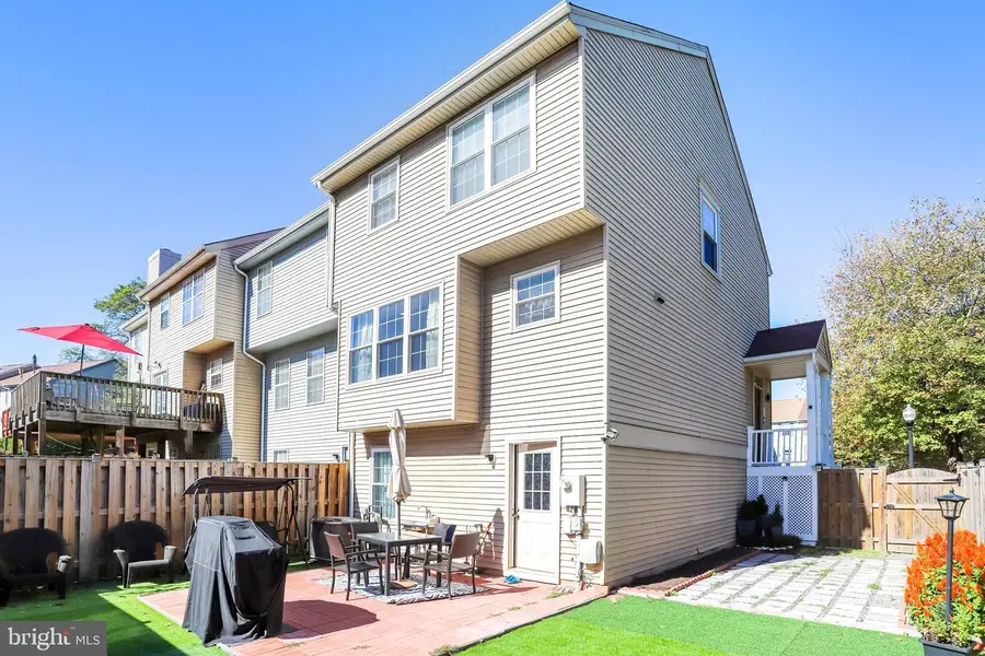 46665 Turnstone Sq, Sterling, VA 20164 - #2