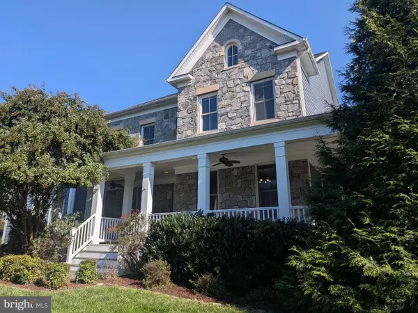 23122 Expedition Dr, ASHBURN, VA 20148