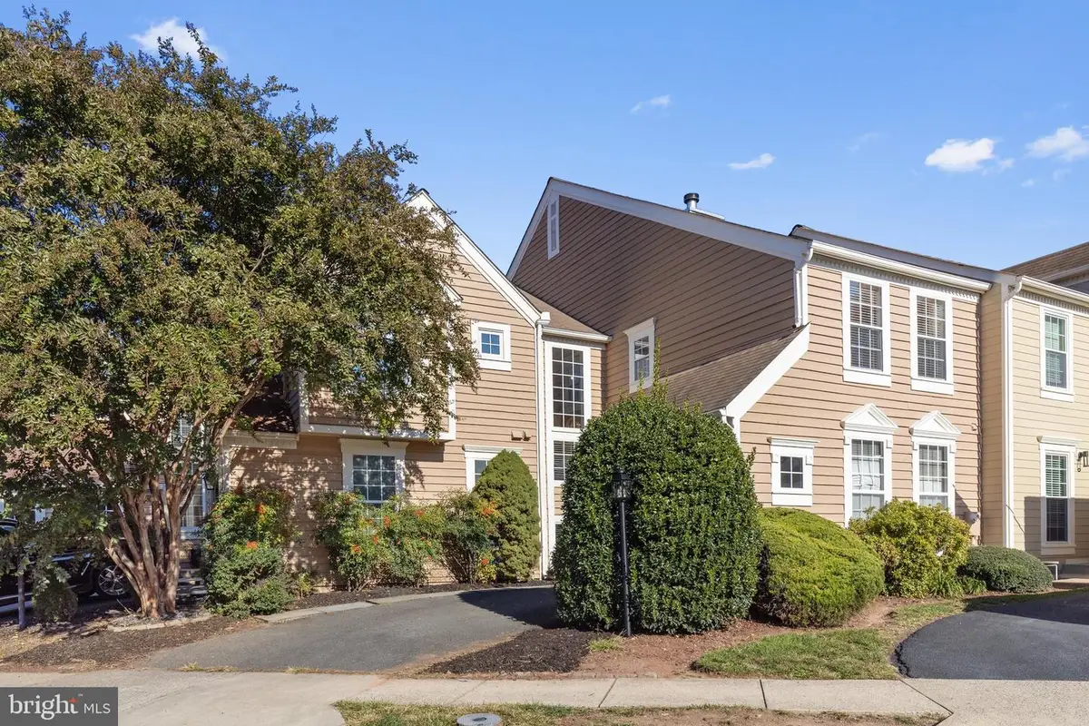 21102 Crocus Ter, Ashburn, VA 20147 - #1