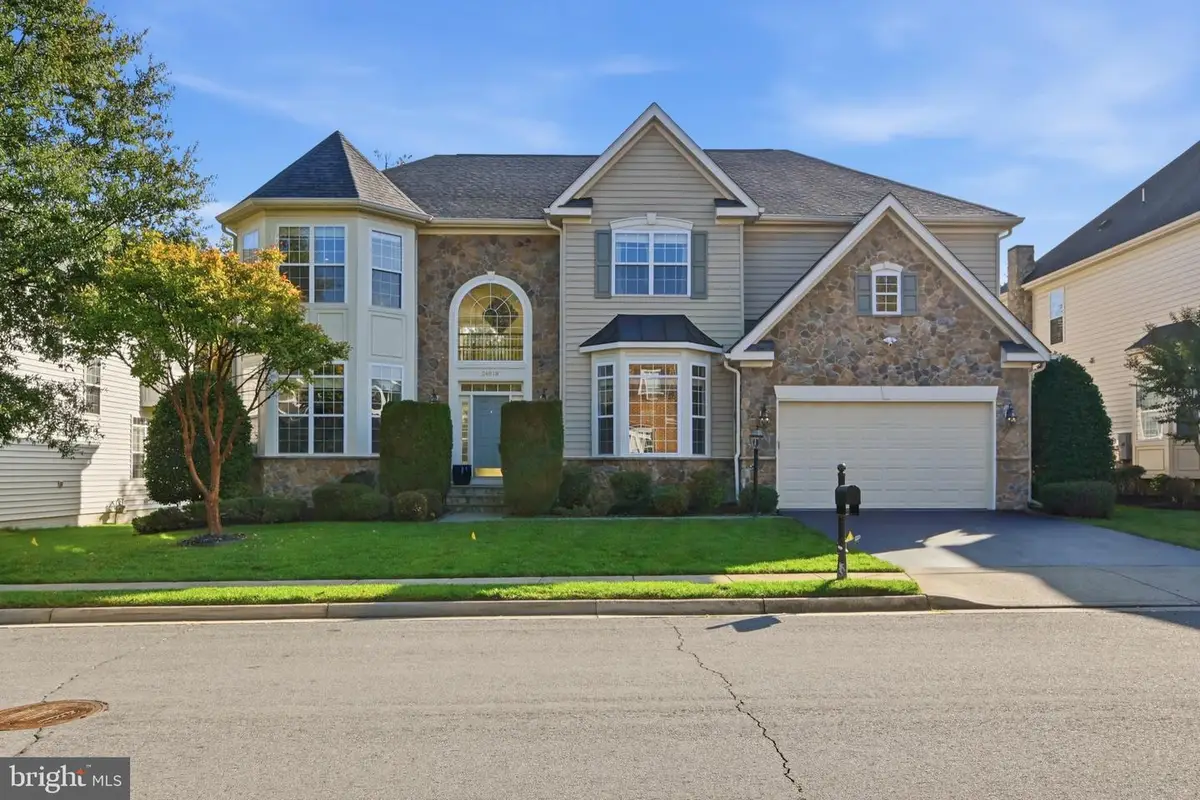 24818 Wind River Dr, Aldie, VA 20105 - #1