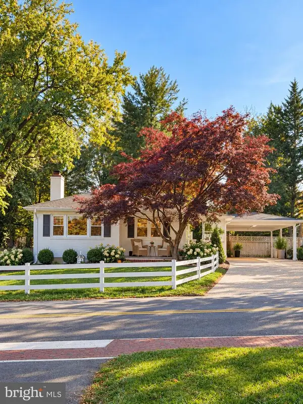 311 Edwards Ferry Rd Ne, LEESBURG, VA 20176