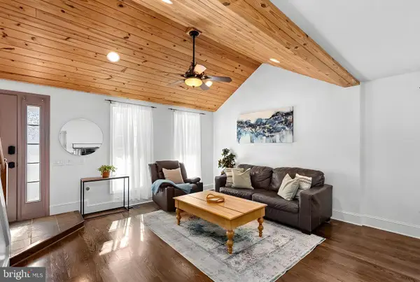 419 Foxridge Dr Sw, LEESBURG, VA 20175