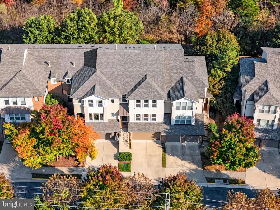 23344 Evening Primrose Sq, Brambleton, VA 20148 - #3