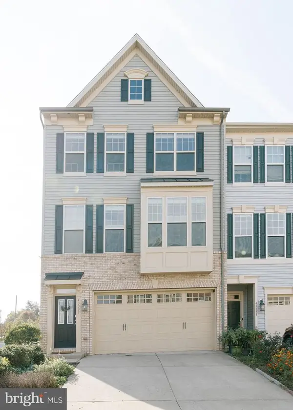 43337 Semolina Ter, CHANTILLY, VA 20152