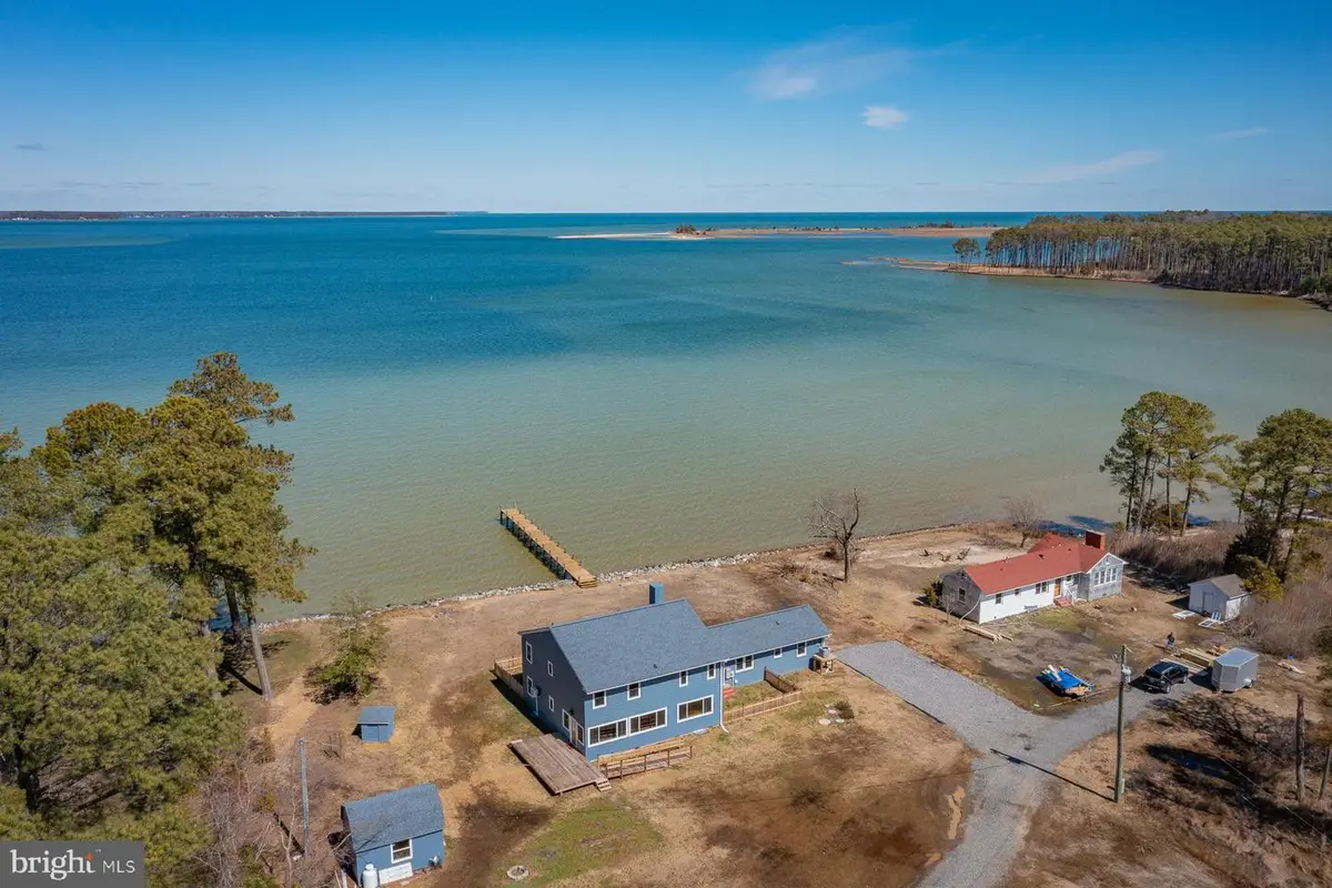 199 Foxwells Ln, White Stone, VA 22578 - #1