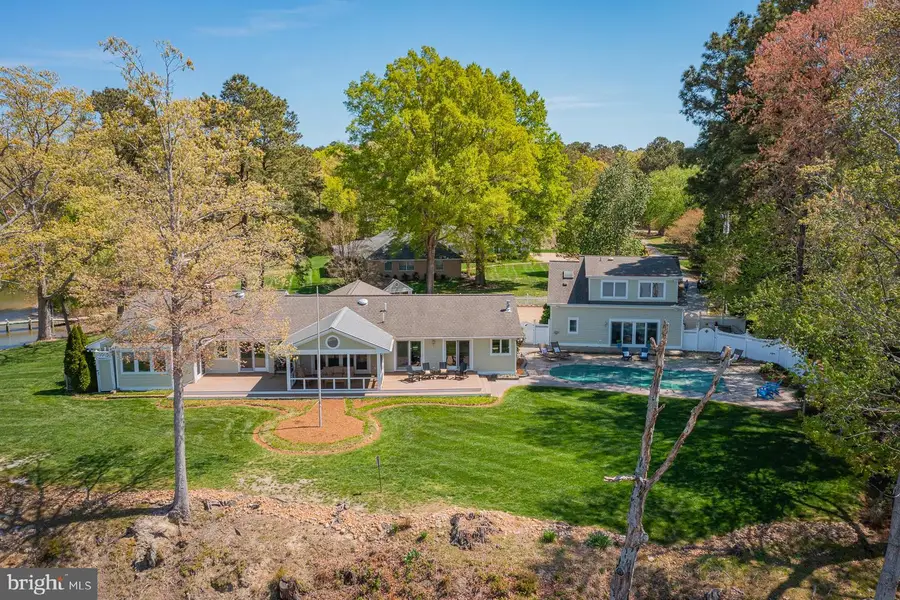 272 Larkspur Ln, Weems, VA 22576 - #2