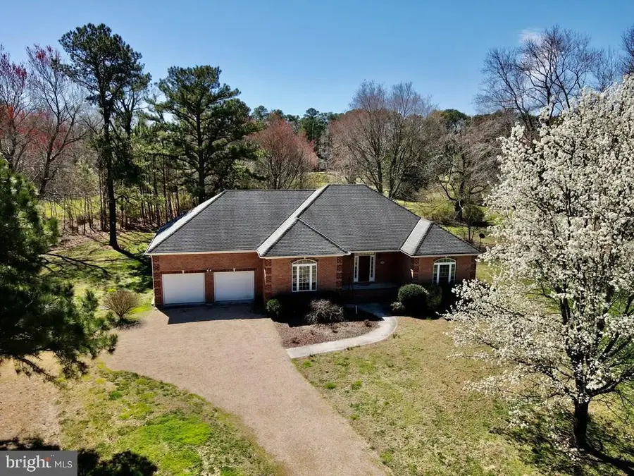 147 Sir Guy Dr, Weems, VA 22576 - #2