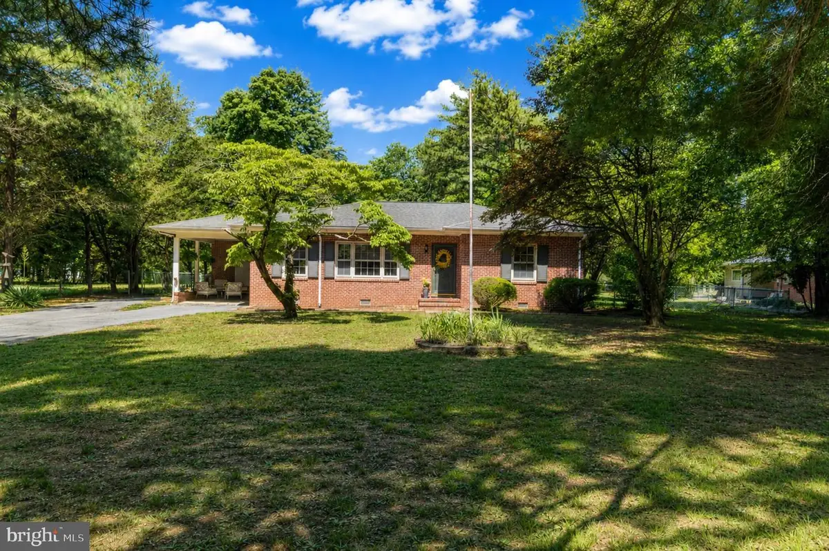 610 Beach Rd, White Stone, VA 22578 - #1
