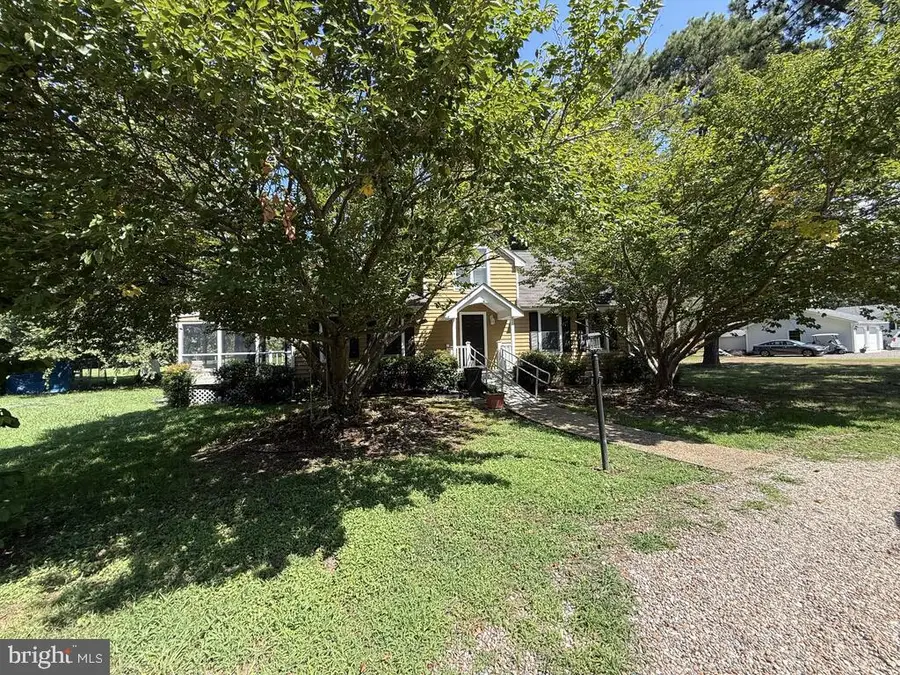 316 Sunset Dr, Weems, VA 22576 - #2