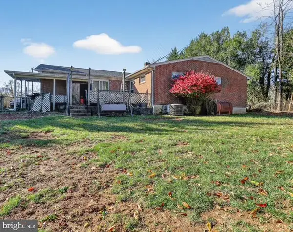 1952 Rainbow Forest Dr, LYNCHBURG, VA 24502