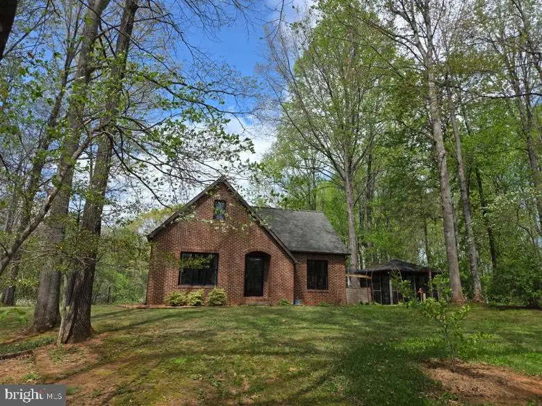 5060 Ridgeview Rd, Reva, VA 22735 - #1