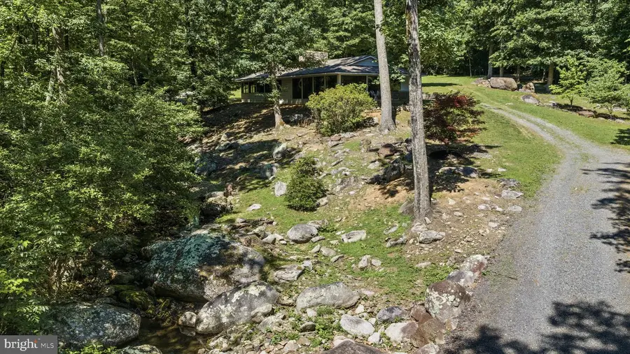 1319 Champe Plain, Etlan, VA 22719 - #3