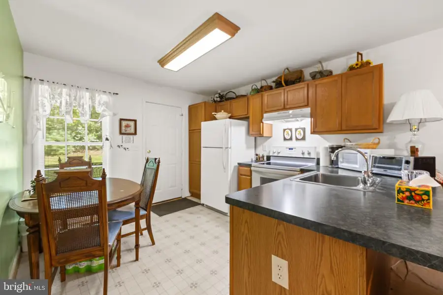 91 Glenn Rd, Stanardsville, VA 22973 - #2