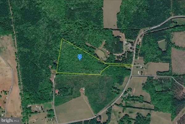 2001 Lenhart Dr, CHASE CITY, VA 23924