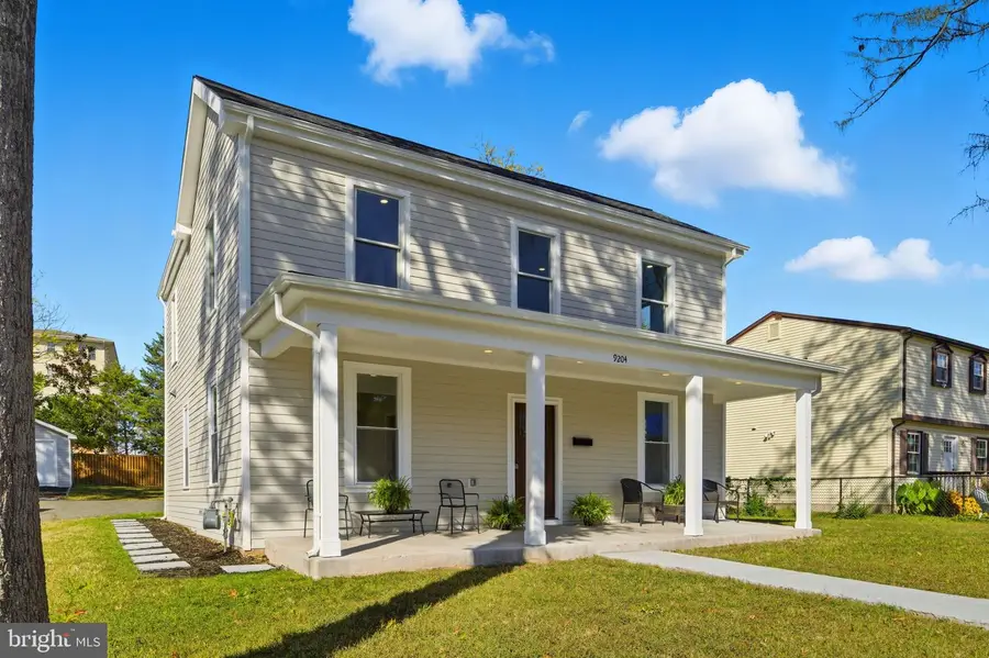 9204 Douglas St, Manassas, VA 20110 - Image #2