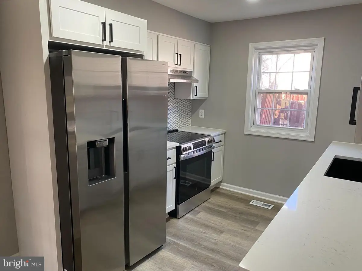 9182 Landgreen St, Manassas, VA 20110 - Image #1