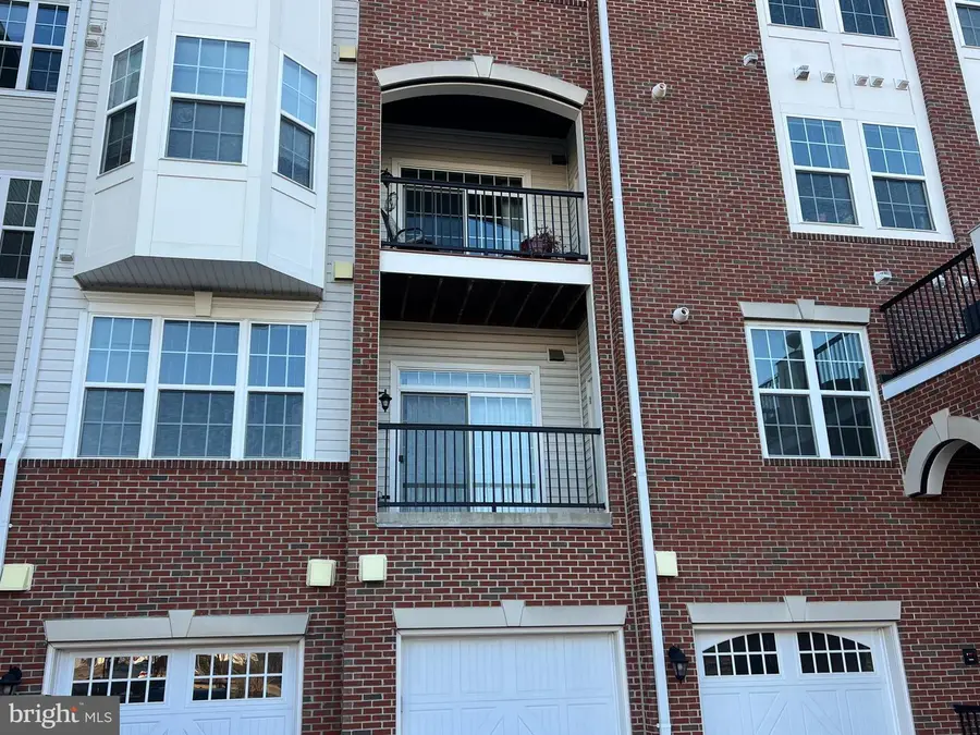 10275 Fountain Cir #201, Manassas, VA 20110 - Image #3