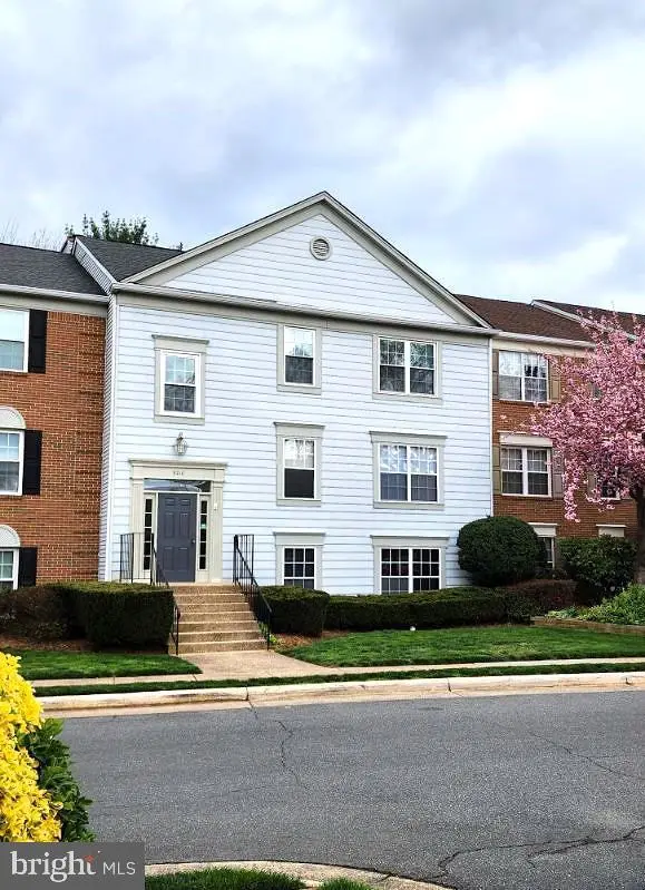 9210 Caspian Way #302, Manassas, VA 20110 - #1