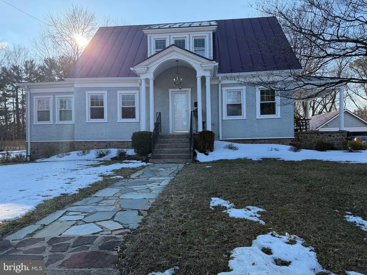 9016 Grant Ave, Manassas, VA 20110 - #1