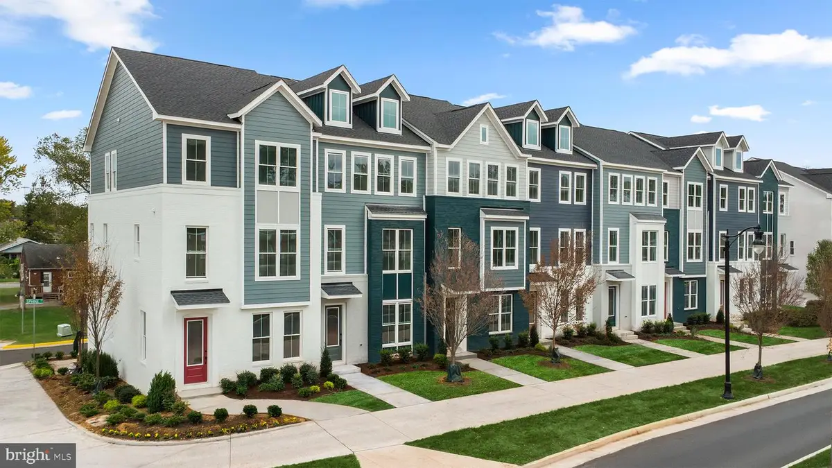 9715 Grant Ave, Manassas, VA 20110 - #1