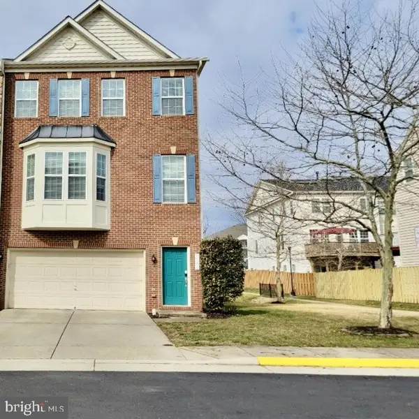10226 Fountain Cir, MANASSAS, VA 20110