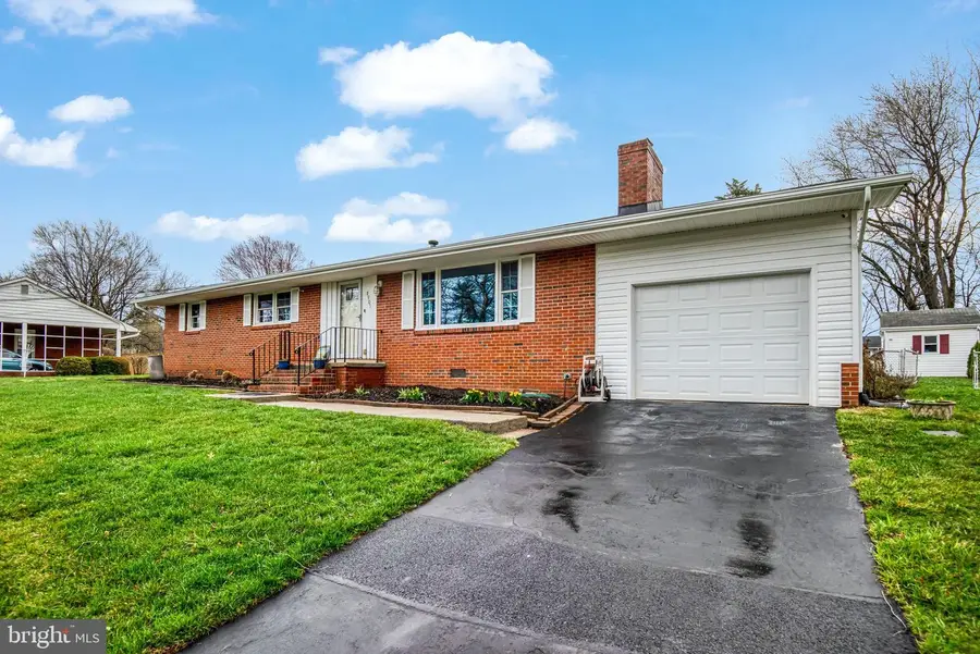 8909 Hill Pl, Manassas, VA 20110 - #3