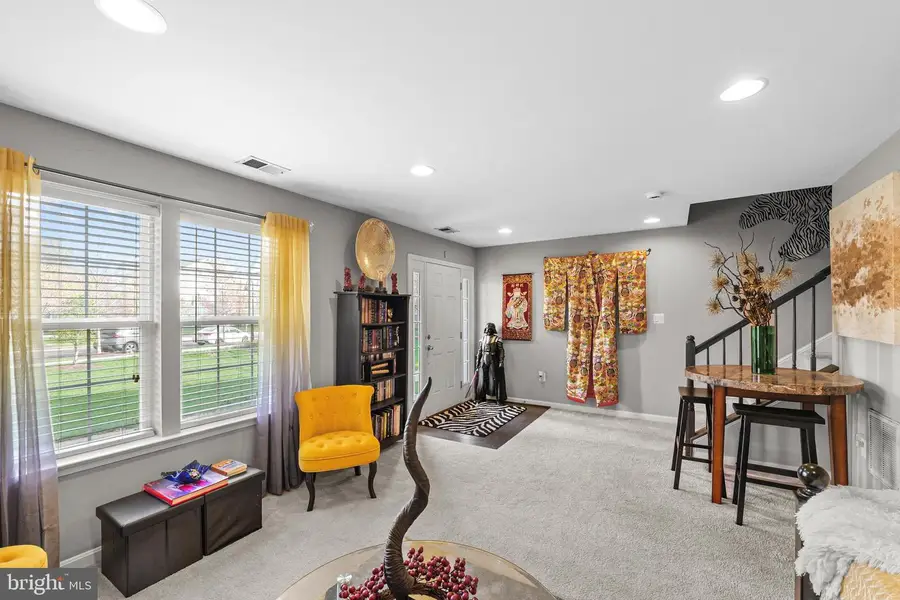 8817 Bentfield Dr, Manassas, VA 20110 - #2