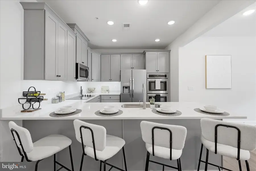 9815 Ames Dr, Manassas, VA 20110 - #3