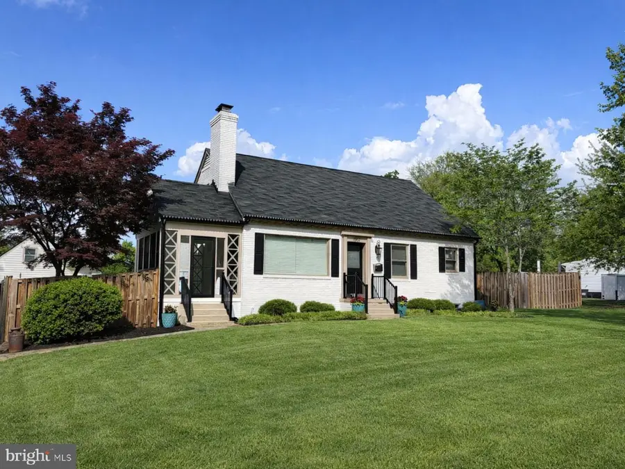 8902 Grant Ave, Manassas, VA 20110 - #3