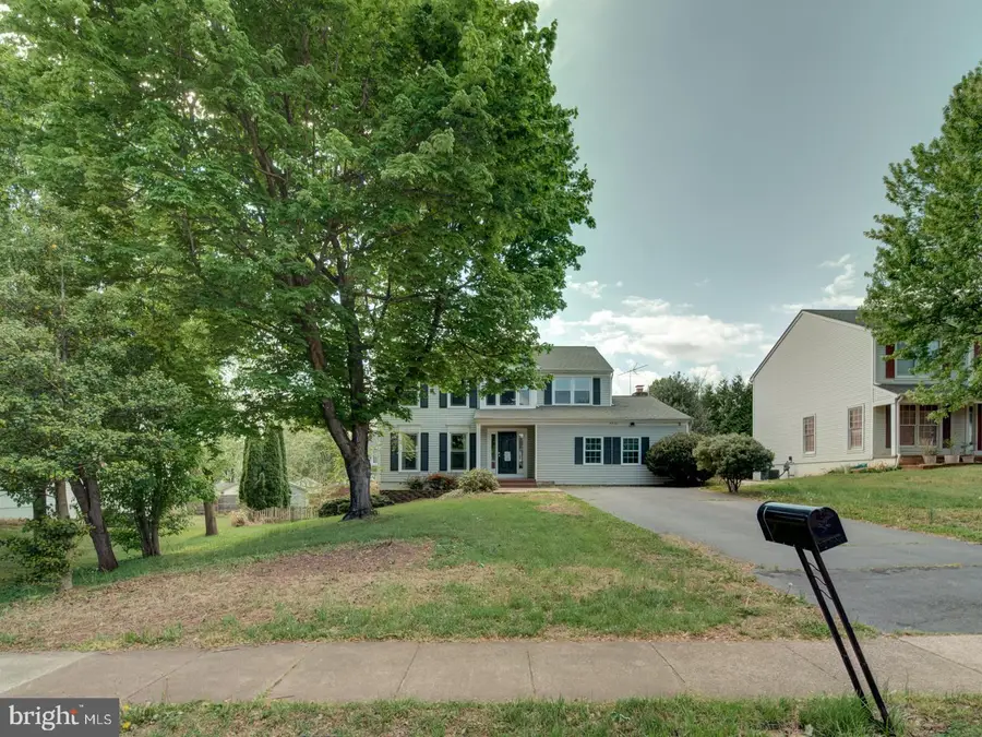 9618 Clover Hill Rd, Manassas, VA 20110 - #2