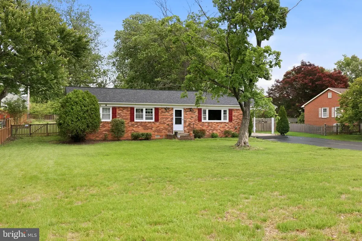 8911 Peabody St, Manassas, VA 20110 - #1