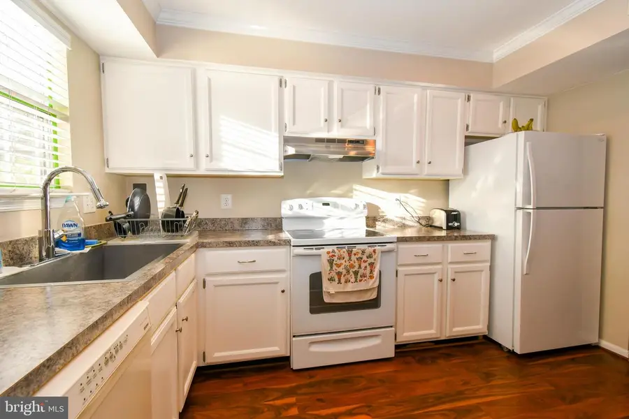 9915 Sugarwood Ln, Manassas, VA 20110 - #3