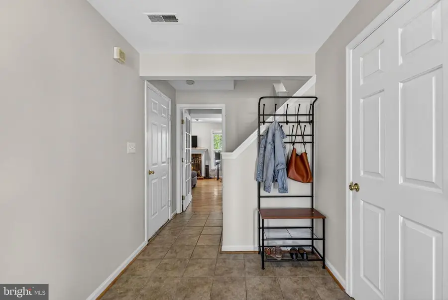 9320 Garst Dr, Manassas, VA 20110 - #2