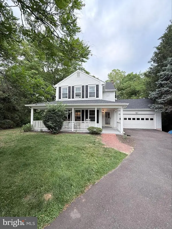 10051 Field Ct, MANASSAS, VA 20110