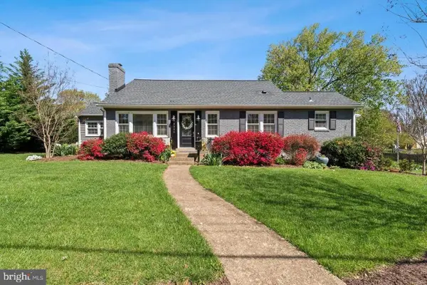 9304 Stuart Ave, MANASSAS, VA 20110